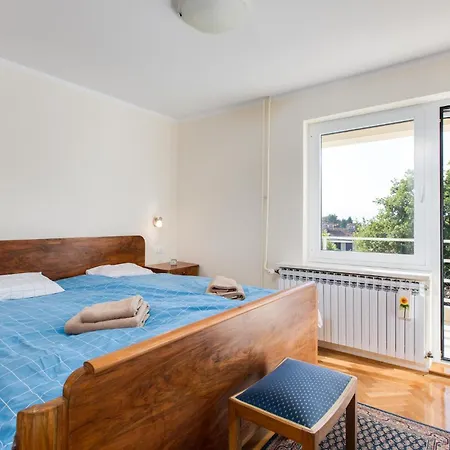 Vakantiehuis 3 Bedroom Pet Friendly In *