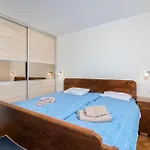 Prázdninový dům 3 Bedroom Pet Friendly In *