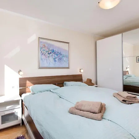 3 Bedroom Stunning In Malinska